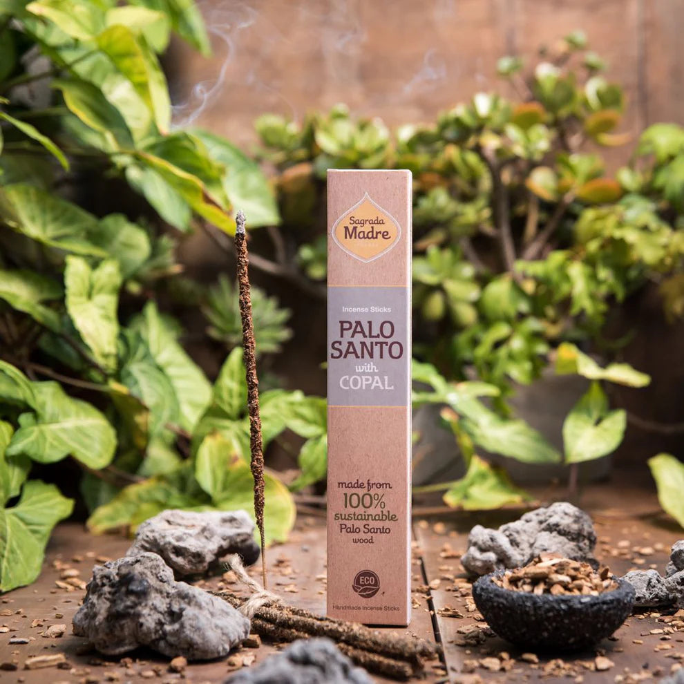 Incienso de palo santo con copal