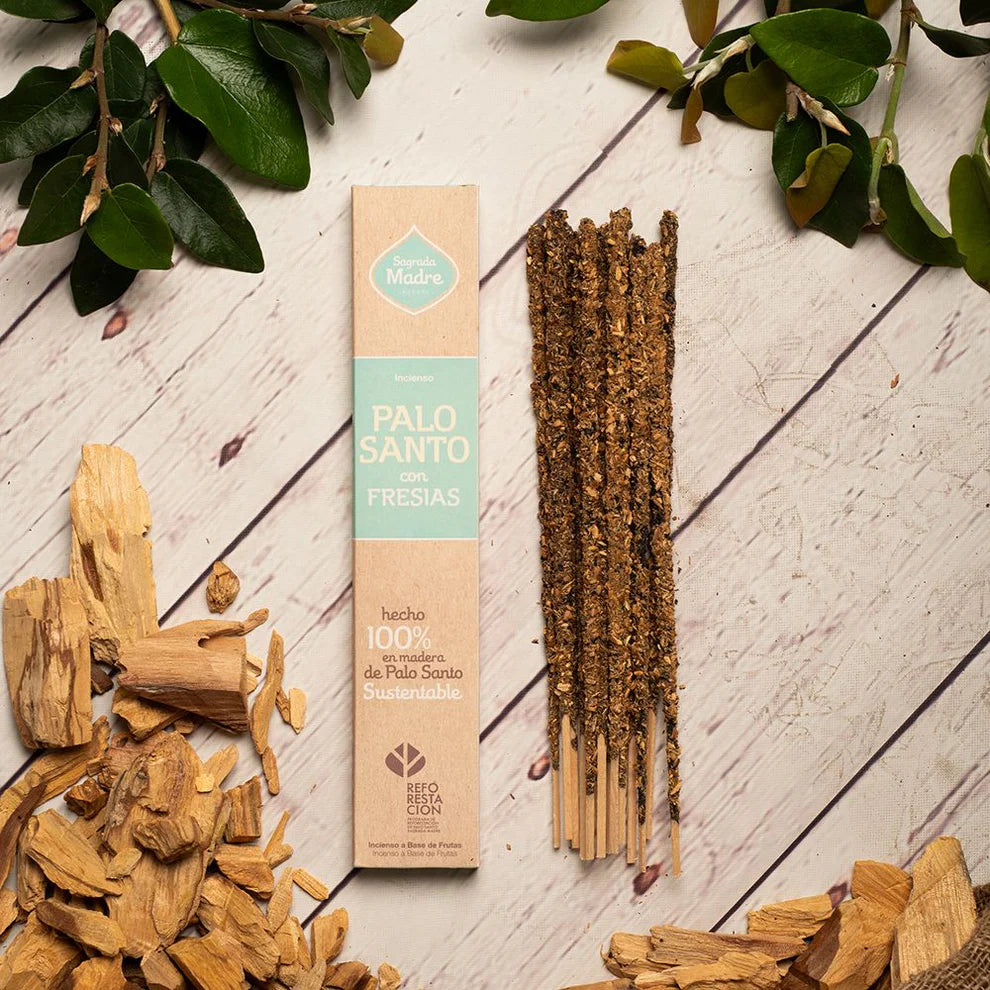 Incienso Palo Santo con Fresias